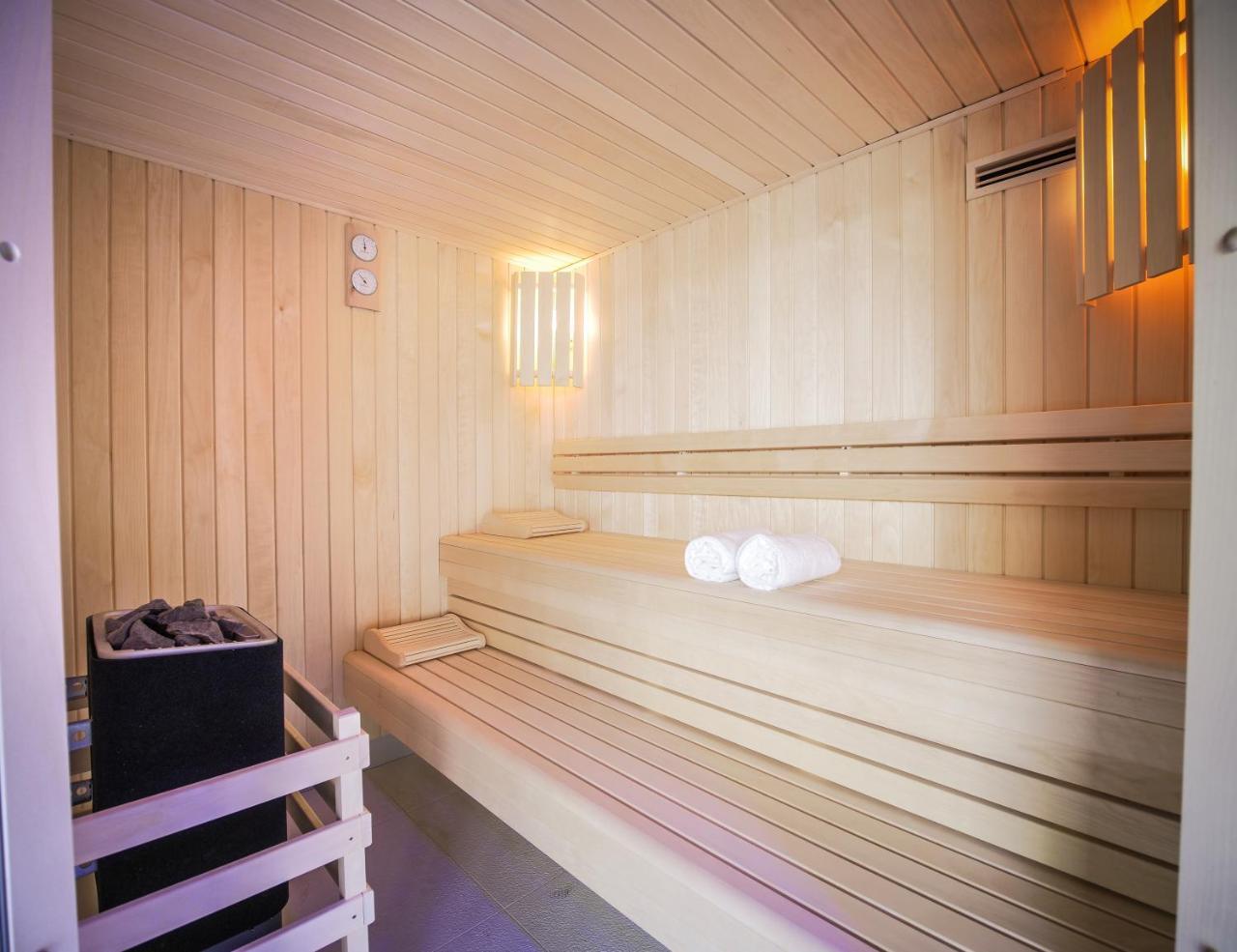 Le Magic Hotel & Spa 维特雷 外观 照片